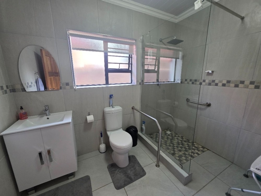 3 Bedroom Property for Sale in Dana Bay Western Cape